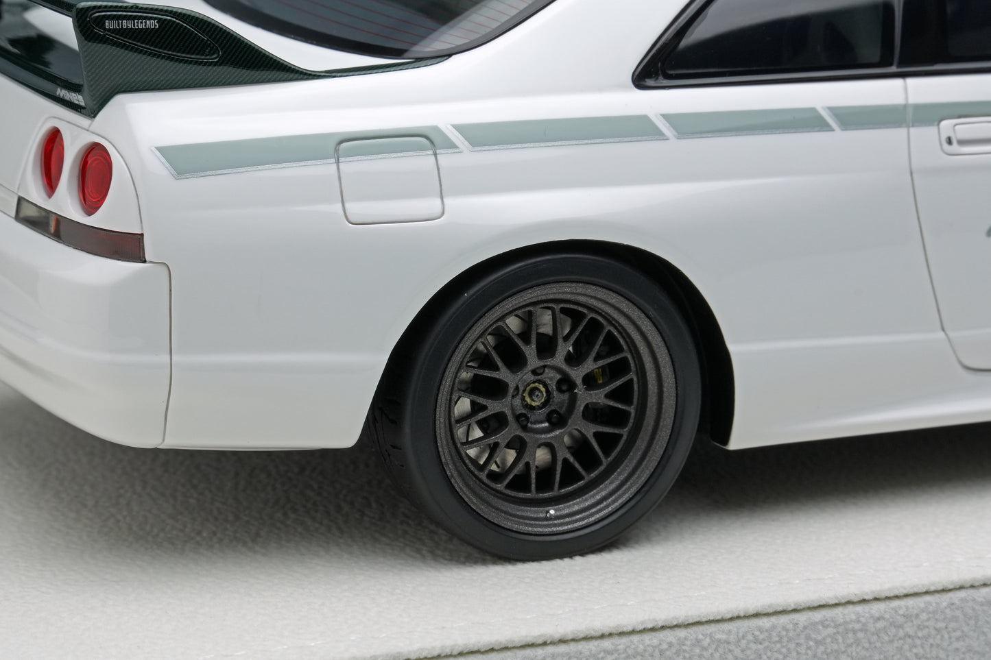 1/18 Built By Legends MINE'S R33 Bespoke Build