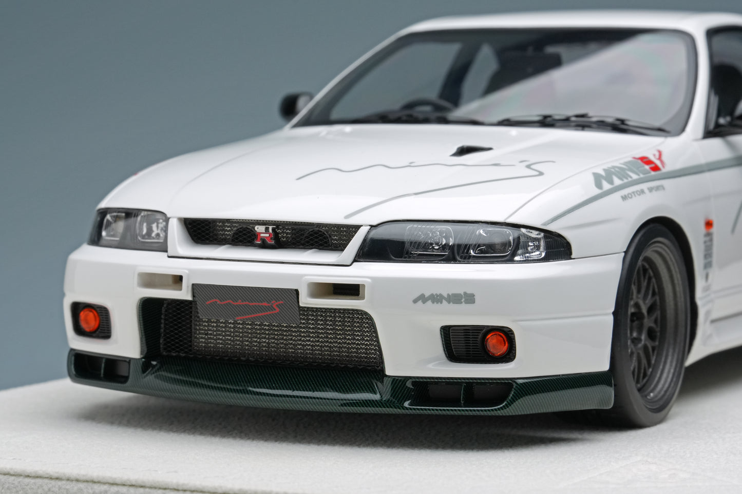 1/18 Built By Legends MINE'S R33 Bespoke Build
