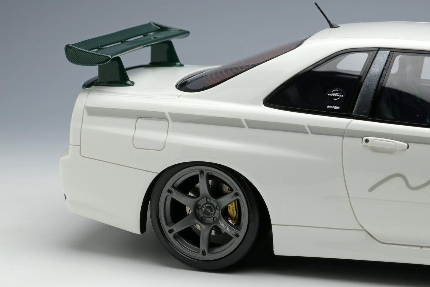 1/18 MINE'S R34 Demo Car