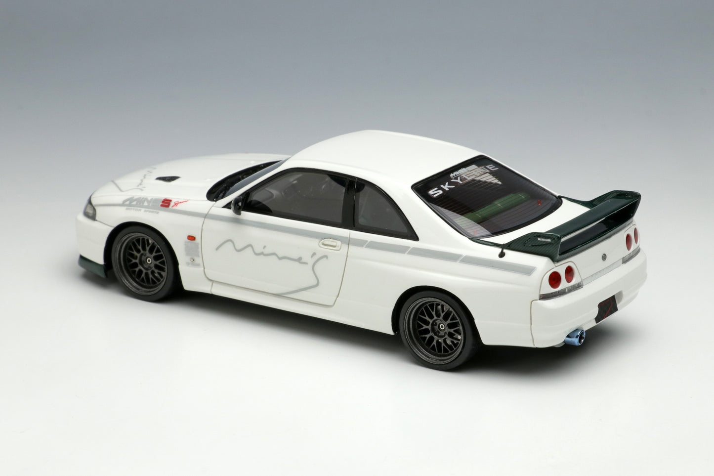 1/43 Built By Legends MINE'S R33 Bespoke Build