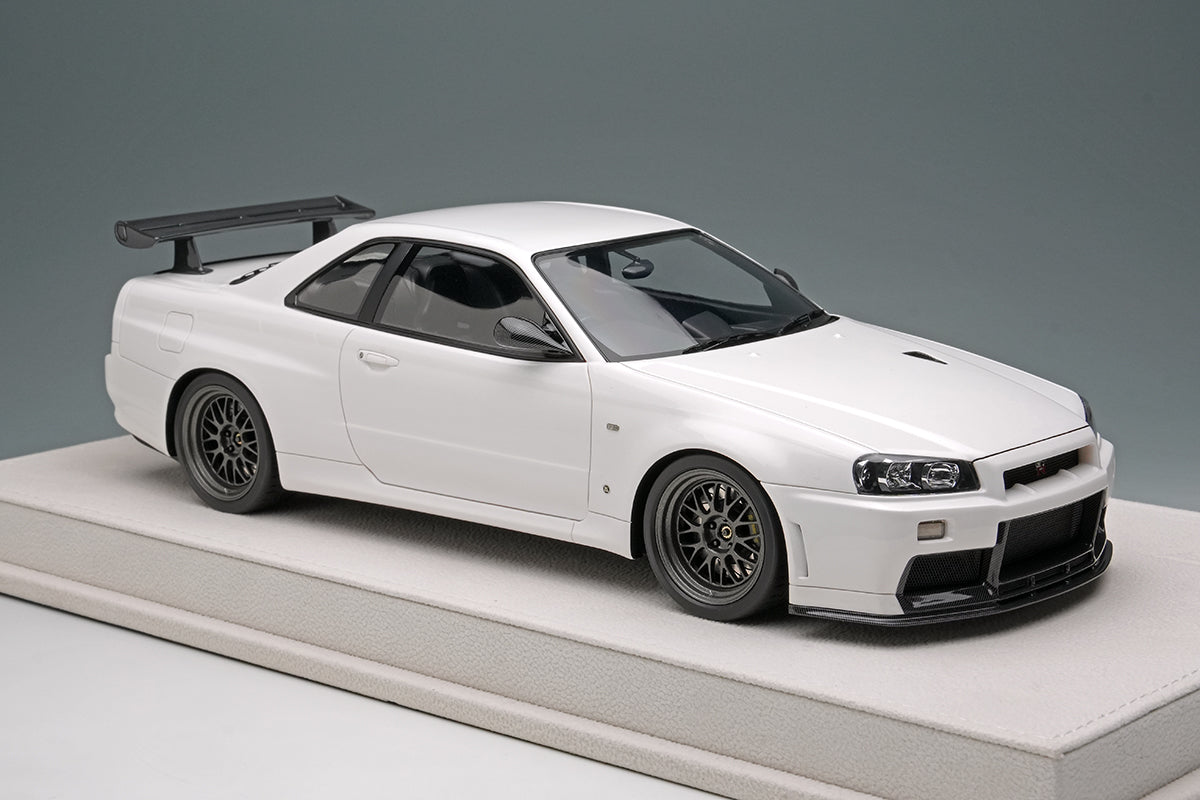 1/18 Built By Legends R34 in Shiranami White – builtbylegends