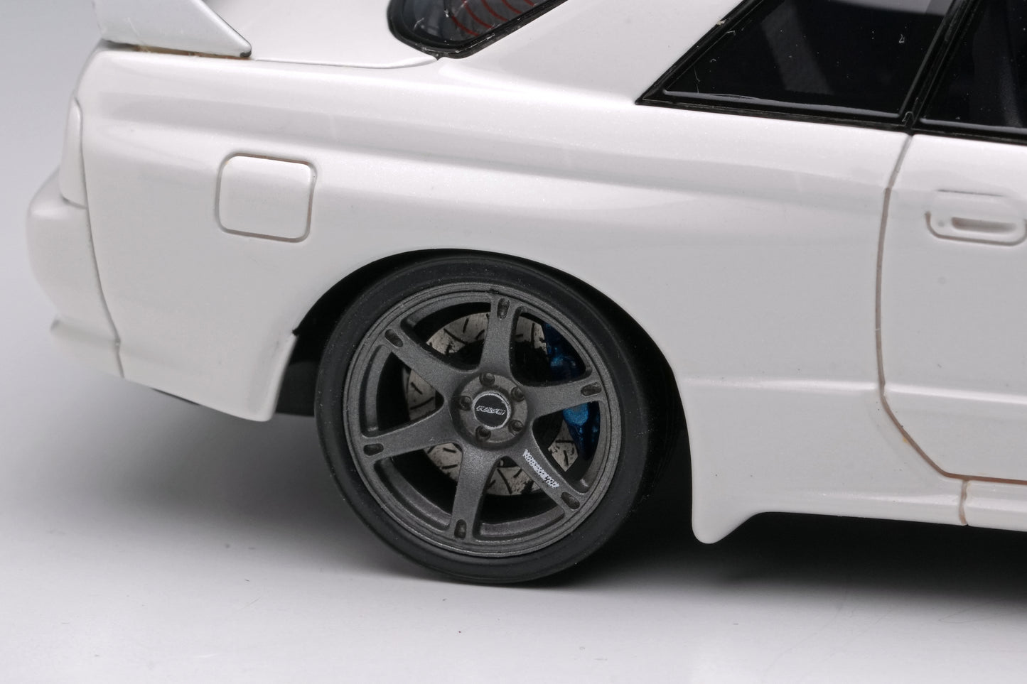 1/43 Built By Legends R32 in Shiranami White