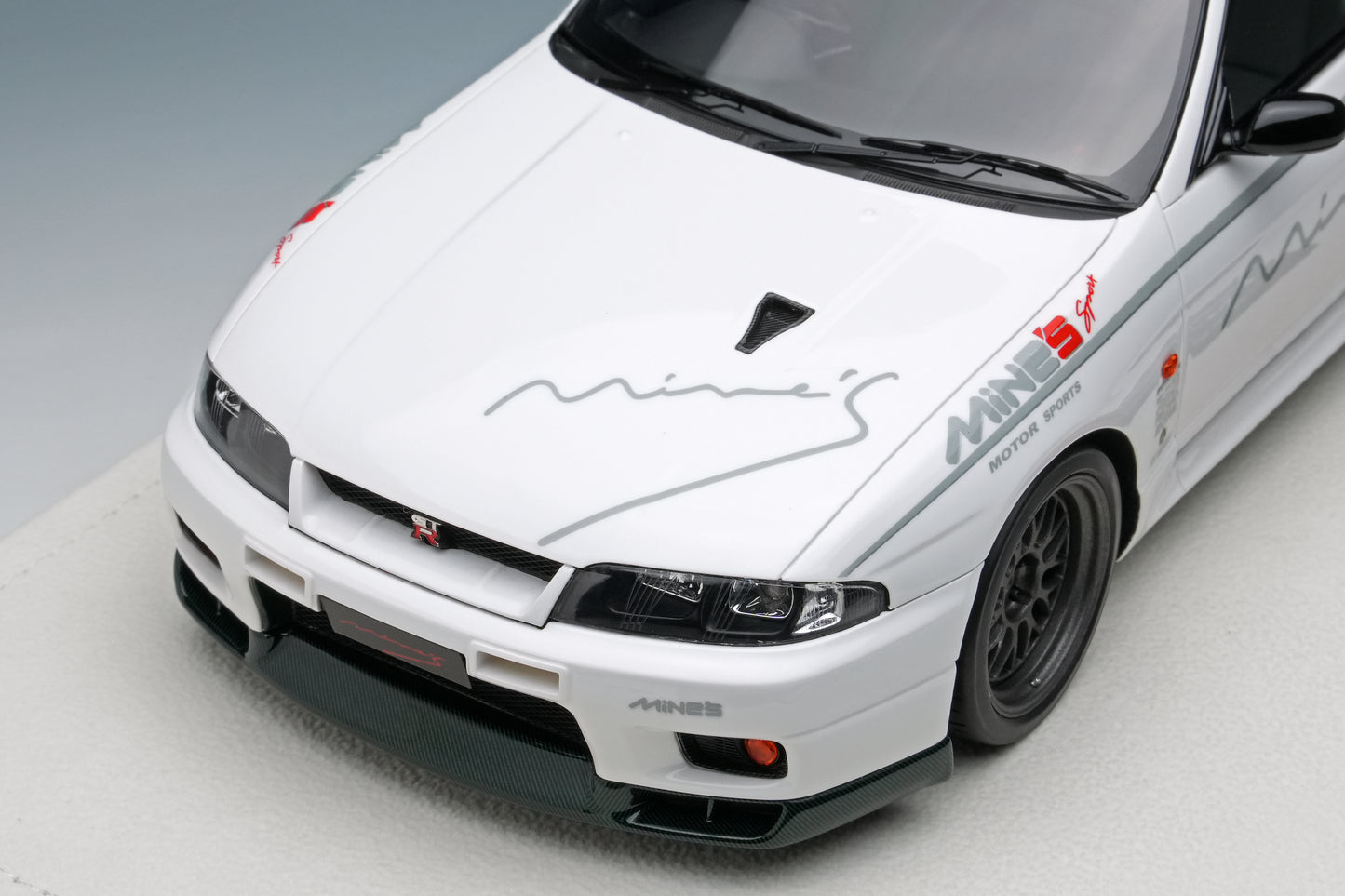 1/18 Built By Legends MINE'S R33 Bespoke Build