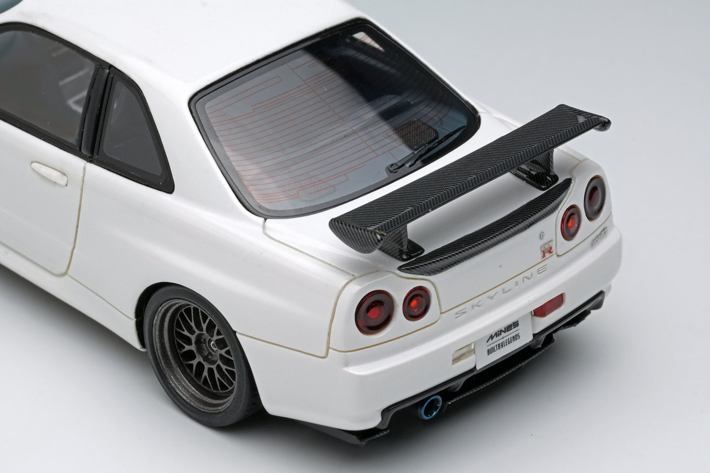 < Pre Order >  1/43 Built By Legends R34