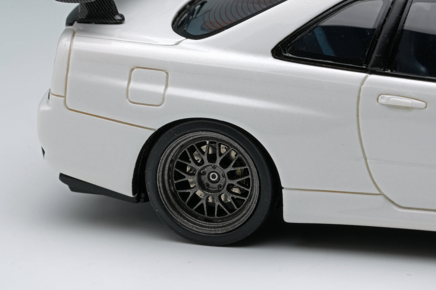 < Pre Order >  1/43 Built By Legends R34