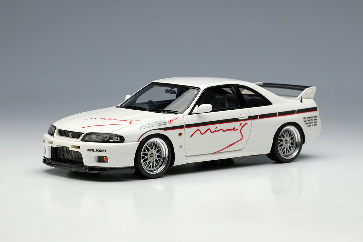 1/43 MINE'S R33 Demo Car in White – builtbylegends